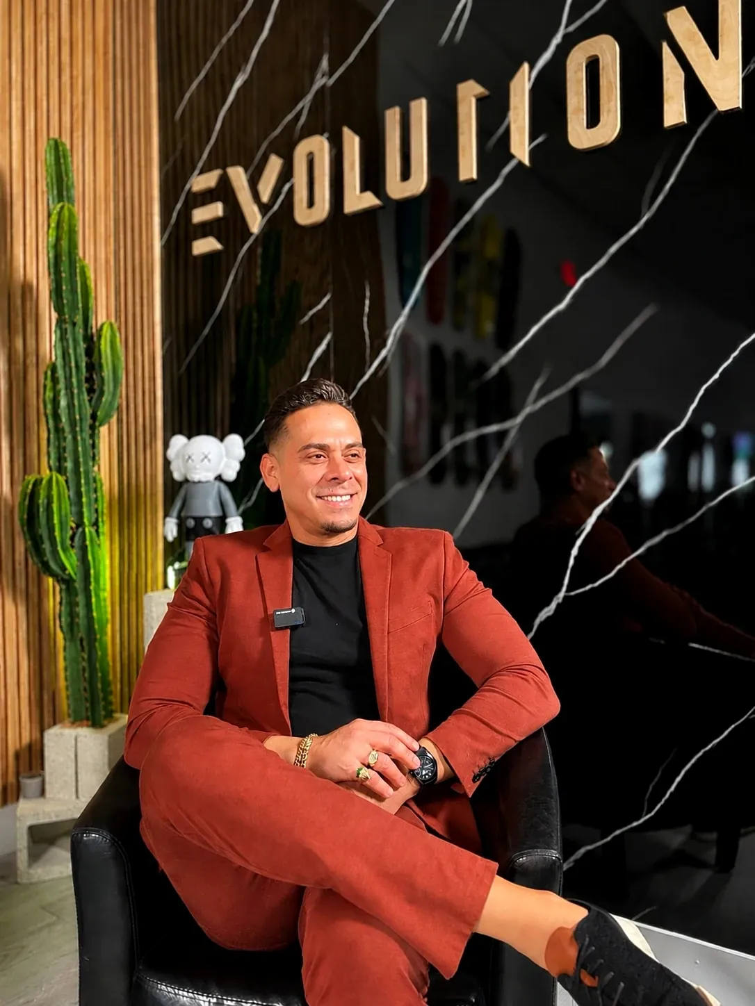 CanvasRebel: Meet Sandy Show