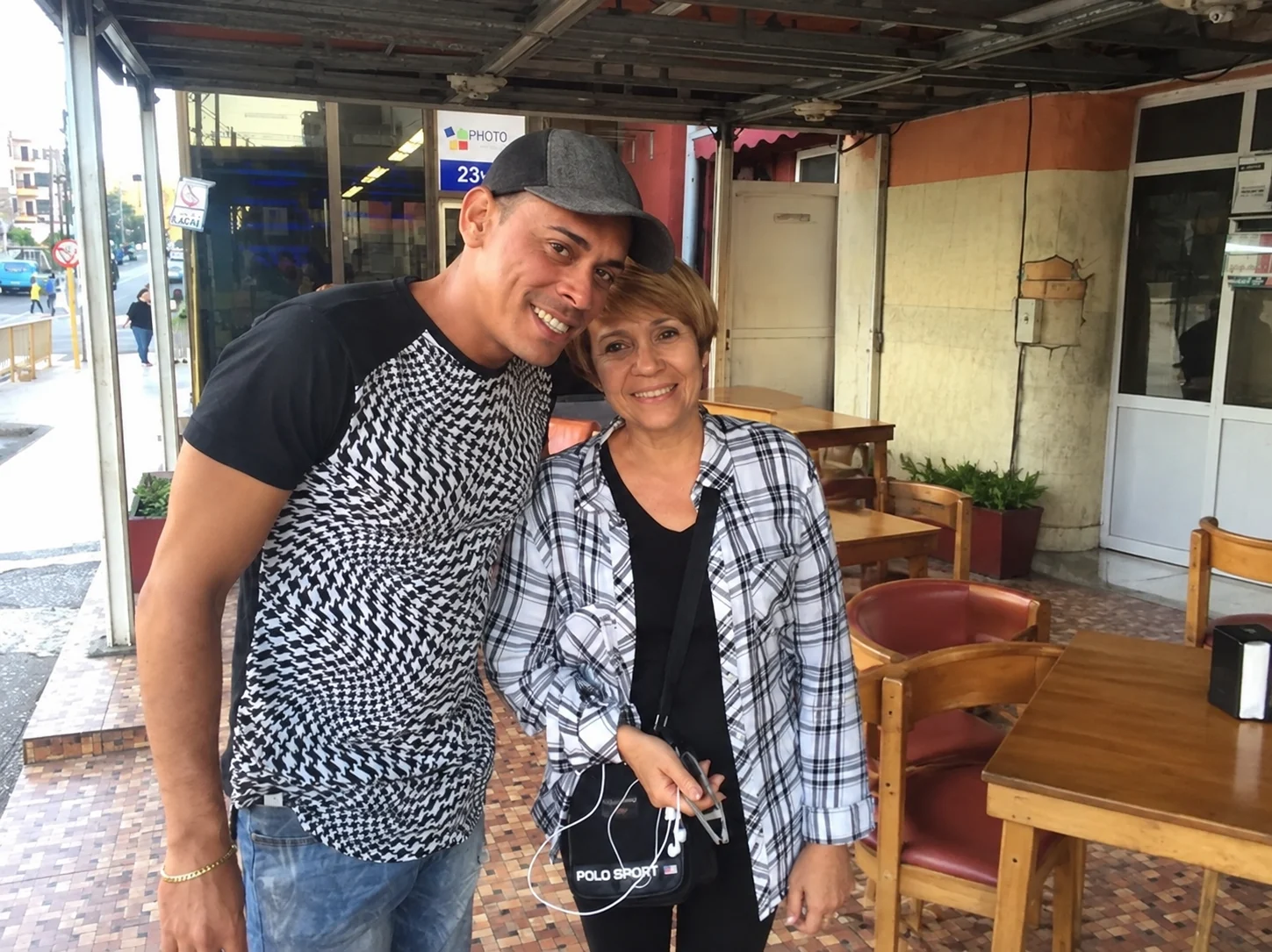 Encuentro en una cafetería